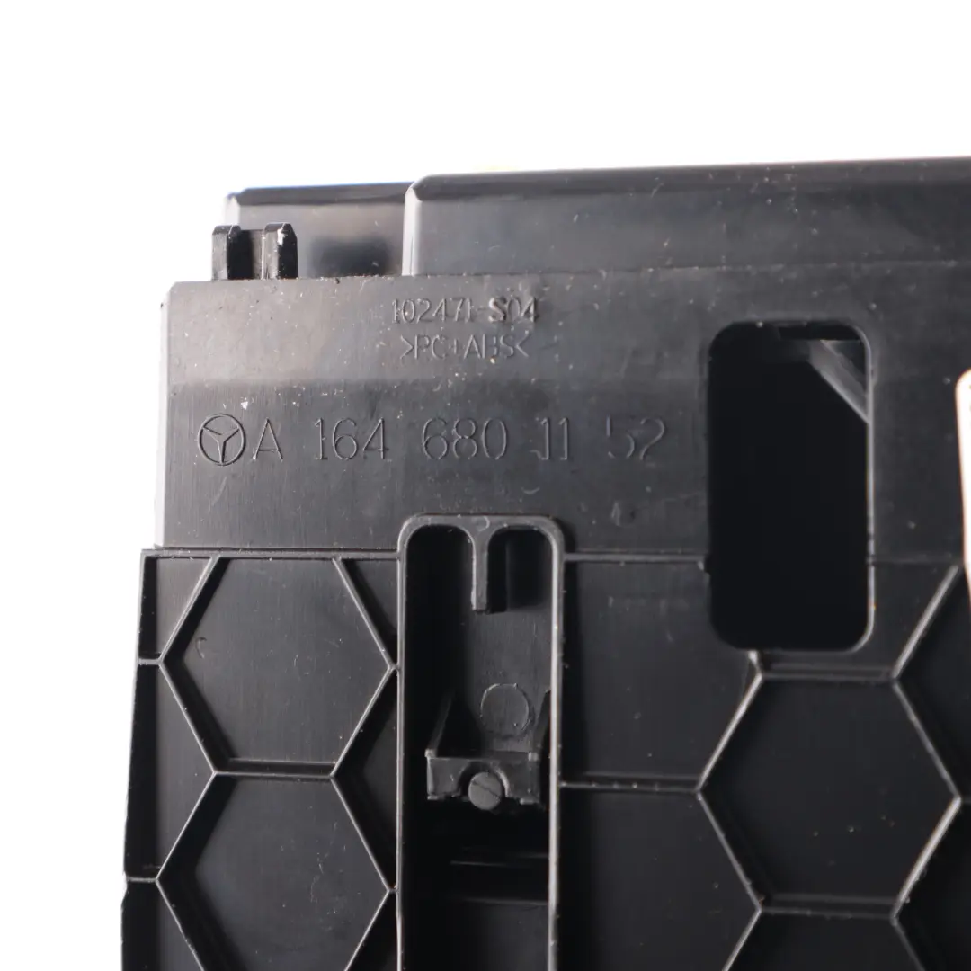 Centre Console Dash Storage Compartment Ashtray Wood to Mercedes W164 with Part number A1646801152 Mercedes W164 Centre Console Dash Storage Compartment Ashtray Wood - SKU A1646801152 - Part number A1646801152