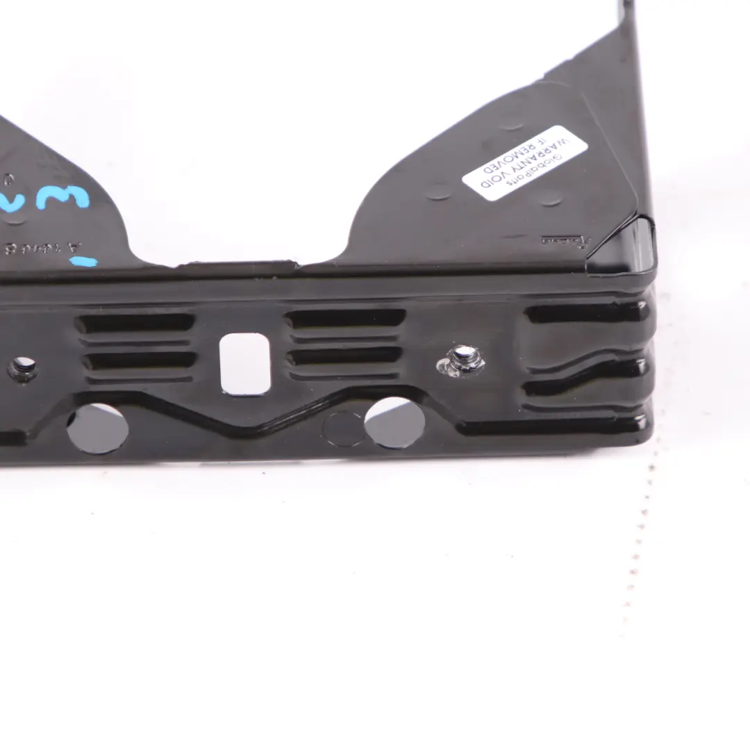 Staffa montaggio del supporto della console centrale A9066800558 Mercedes W906 - SKU A1646801414 - Numero di parte A1646801414
