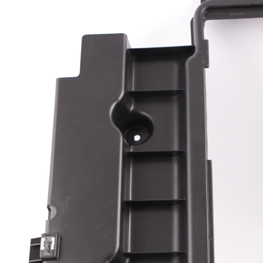 Plaque siège côté passager sous le garniture siège A1646801018 pour Mercedes ML W164 à propos du numéro de pièce A1646802018 Mercedes ML W164 Plaque siège côté passager sous le garniture siège A1646801018 - SKU A1646802018 - Numéro de pièce A1646802018