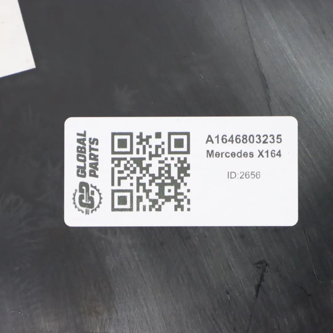 Innenverkleidung untere Abdeckung vorne rechts für Mercedes X164 mit Teilenummer A1646803235 Mercedes X164 Innenverkleidung untere Abdeckung vorne rechts - SKU A1646803235 - Teilenummer A1646803235