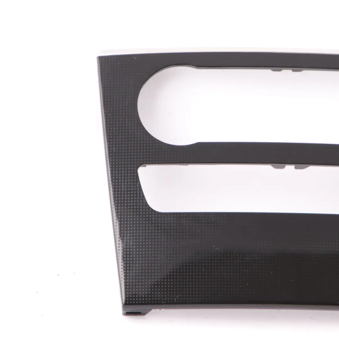 Climate Control Surround Dashboard Trim Schwarz für Mercedes ML W164 mit Teilenummer A1646804417 Mercedes ML W164 Climate Control Surround Dashboard Trim Schwarz - SKU A1646804417 - Teilenummer A1646804417