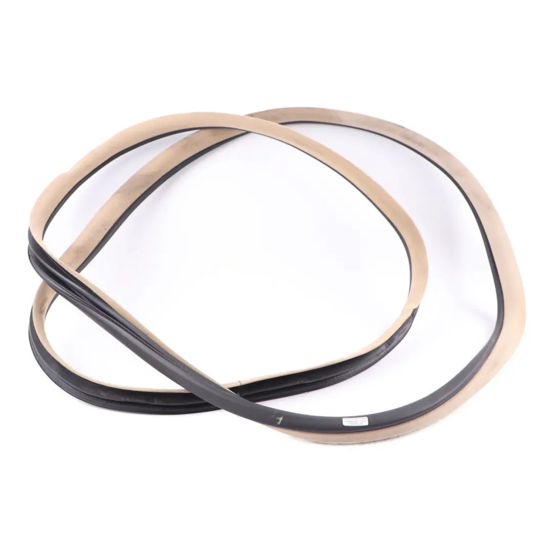 Junta Puerta Delantera Izquierda Derecha Goma Gris para Mercedes ML W164 con número de pieza A1646900198 Mercedes ML W164 Junta Puerta Delantera Izquierda Derecha Goma Gris - SKU A1646900198 - Número de pieza A1646900198