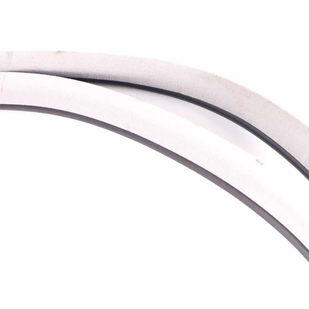 Joint Porte Avant Gauche Droite Caoutchouc Gris pour Mercedes ML W164 à propos du numéro de pièce A1646900198 Mercedes ML W164 Joint Porte Avant Gauche Droite Caoutchouc Gris - SKU A1646900198 - Numéro de pièce A1646900198