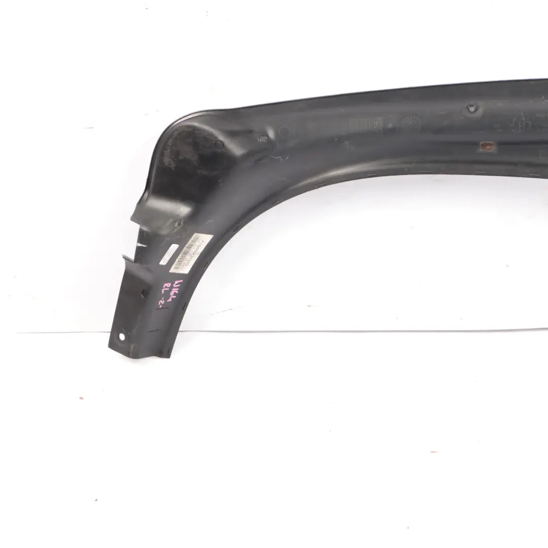 Left N/S Pillar D Panel Black to Cover Mercedes ML W164 Rear with Part number A1646900333 Cover Mercedes ML W164 Rear Left N/S Pillar D Panel Black - SKU A1646900333 - Part number A1646900333