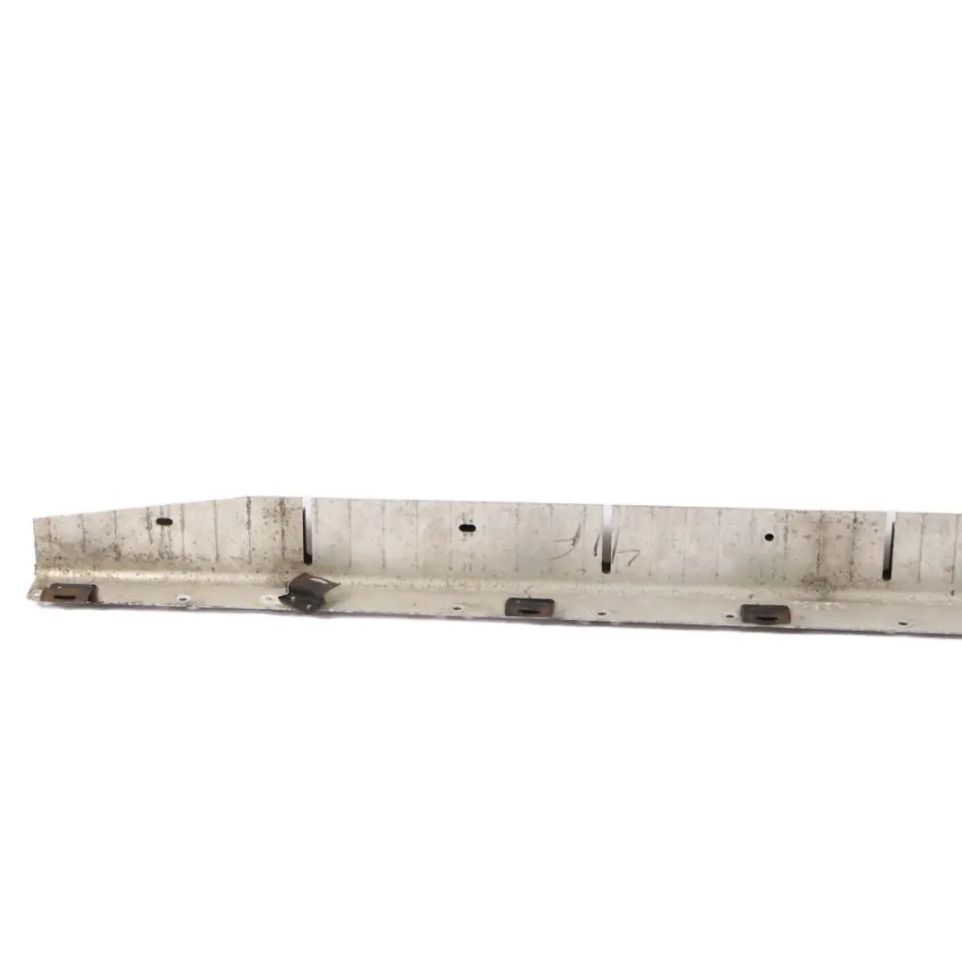 Mercedes W164 Placa Soporte Entrada Faldon Puerta Izquierda - SKU A1646900510 - Número de pieza A1646900510