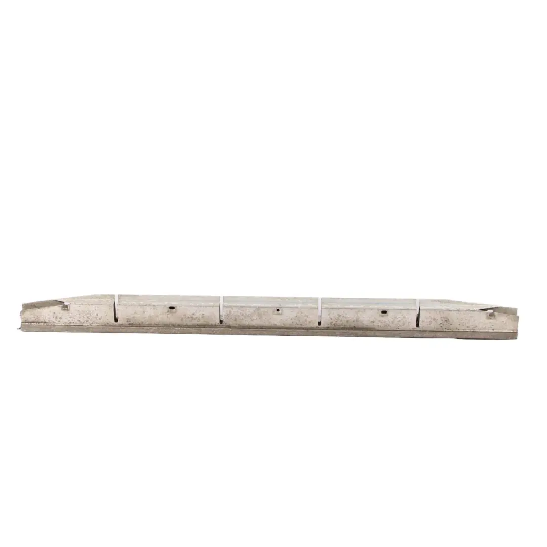 Mercedes W164 Support Plaque Seuil Porte Bas de Caisse Droit - SKU A1646900610 - Numéro de pièce A1646900610