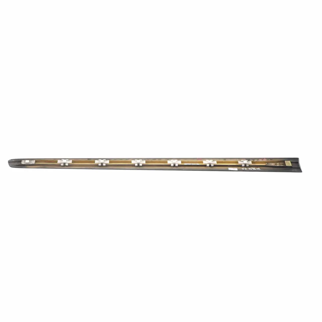 Modanatura porta anteriore destra Striscia Nero Ossidiana per Mercedes ML W164 con numero di parte A1646905262 Mercedes ML W164 Modanatura porta anteriore destra Striscia Nero Ossidiana - SKU A1646905262-OB - Numero di parte A1646905262