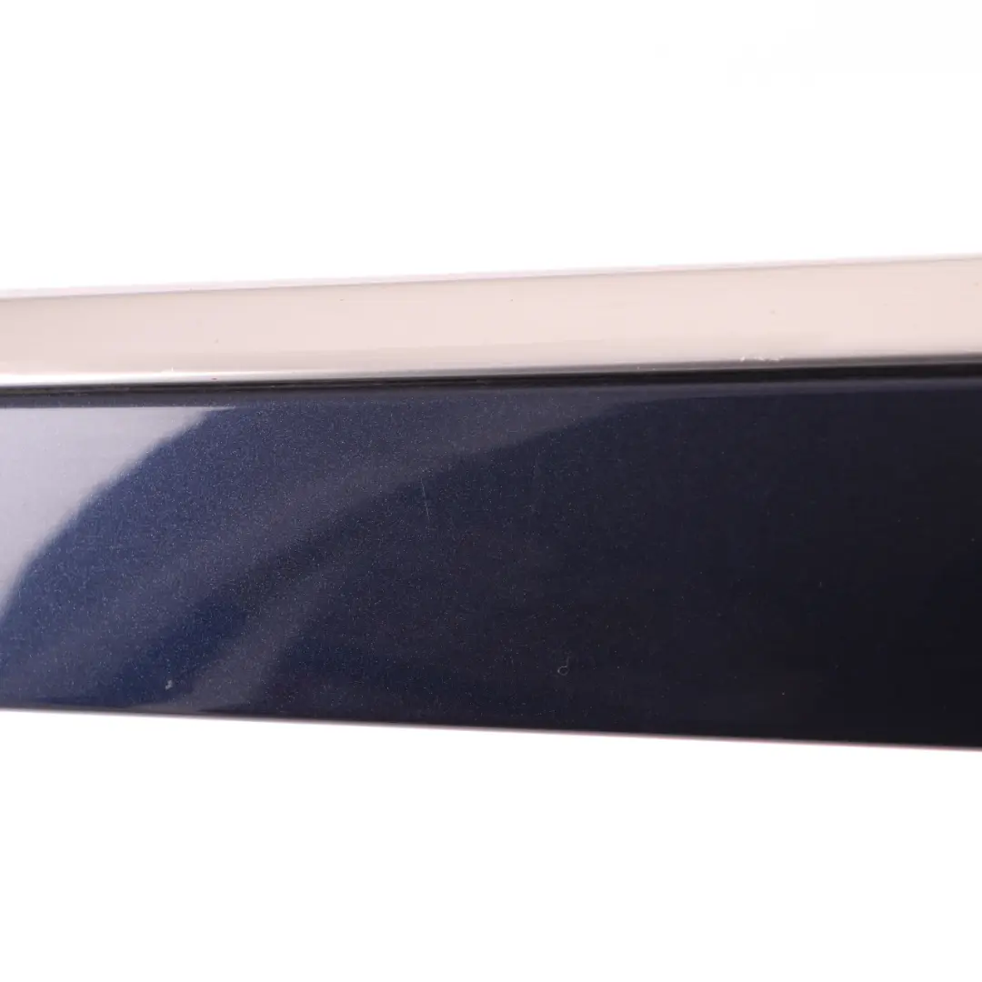 Moulure de porte arrière gauche Tanzanite Blue - 359 pour Mercedes ML W164 à propos du numéro de pièce A1646905362 Mercedes ML W164 Moulure de porte arrière gauche Tanzanite Blue - 359 - SKU A1646905362-TB - Numéro de pièce A1646905362