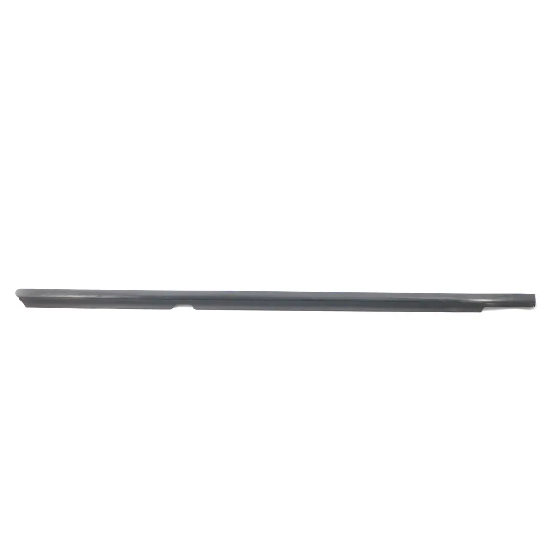 Mercedes W164 Moldura de la ventana de la puerta trasera izquierda - SKU A1646905580 - Número de pieza A1646905580