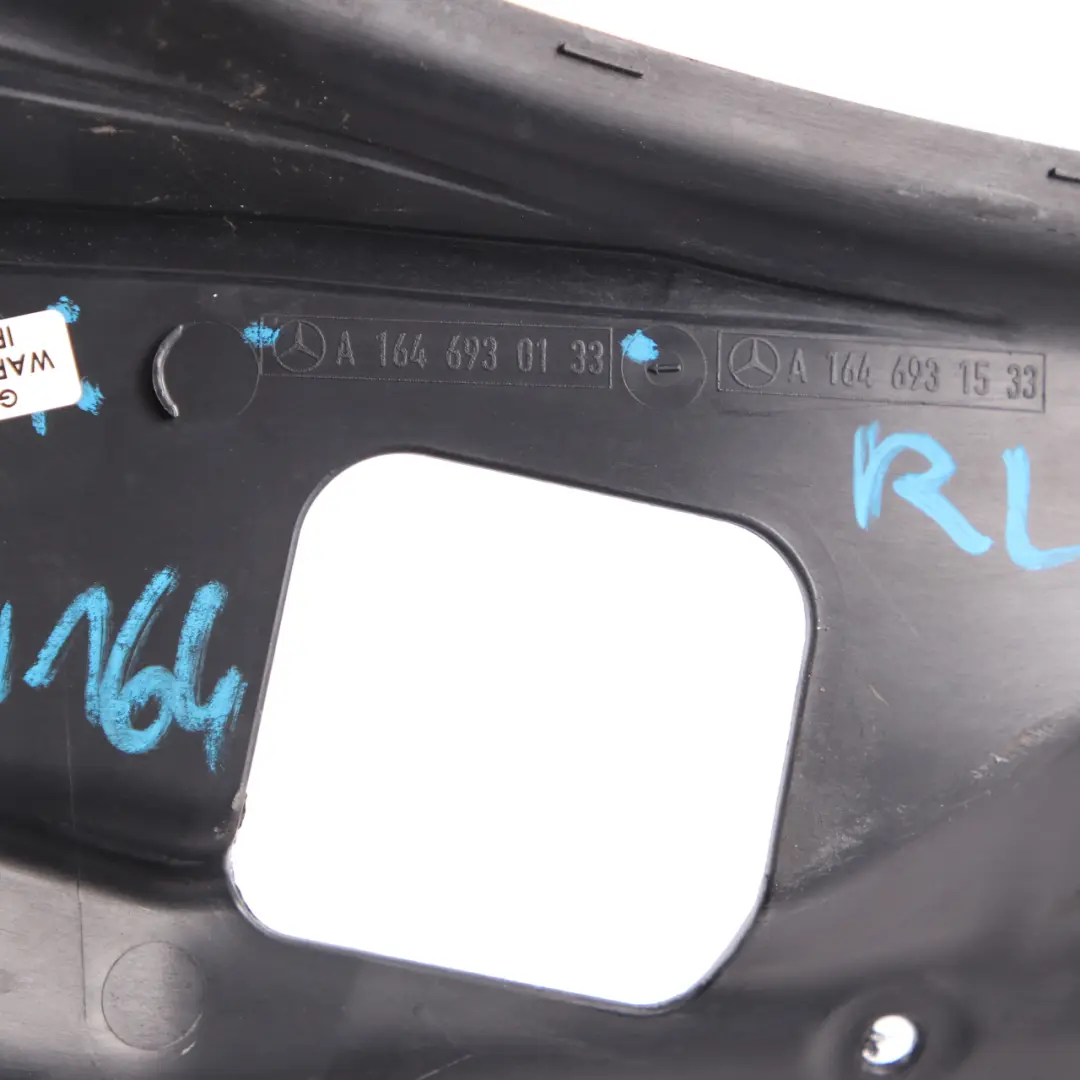 Mercedes W164 Listwa Spływ Bagażnika Lewa - SKU A1646930133 - Numer Części A1646930133