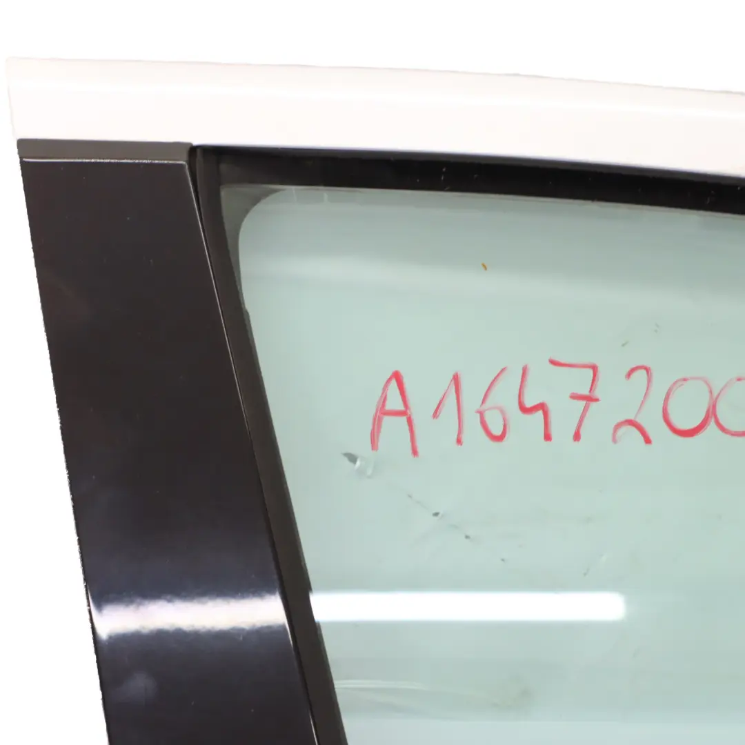 Porta anteriore destra Iridium Silver Metallic - 775 per Mercedes W164 con numero di parte A1647200205 Mercedes W164 Porta anteriore destra Iridium Silver Metallic - 775 - SKU A1647200205-IRS - Numero di parte A1647200205
