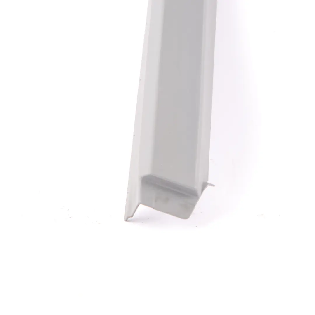 Mercedes ML W164 Cadre Fenêtre Porte Recouvrement Gris Avant Gauche - SKU A1647200570-1 - Numéro de pièce A1647200570
