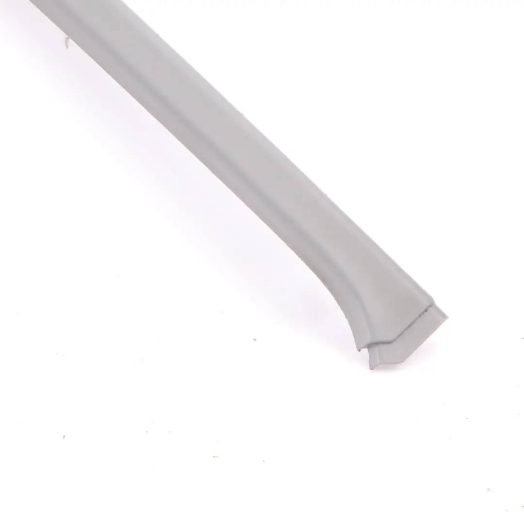 Tür Fenster Rahmen Trim Abdeckung grau vorne links für Mercedes ML W164 mit Teilenummer A1647200570 Mercedes ML W164 Tür Fenster Rahmen Trim Abdeckung grau vorne links - SKU A1647200570-1 - Teilenummer A1647200570