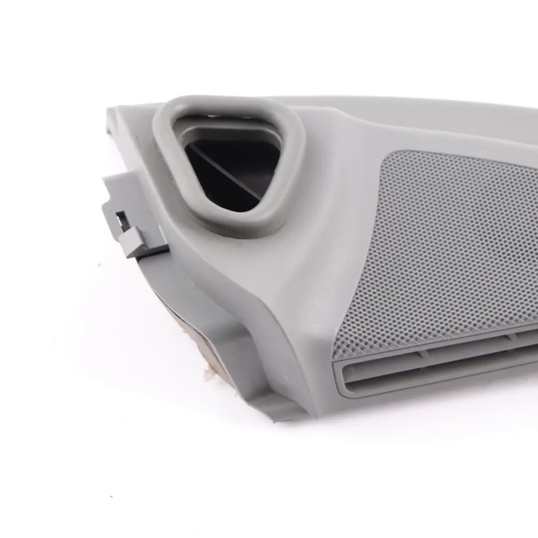 Spechieto anteriore destro Copertura rifinitura Grigio para Mercedes W164 con número de pieza A1647201670 Mercedes W164 Spechieto anteriore destro Copertura rifinitura Grigio - SKU A1647201670 - Número de pieza A1647201670