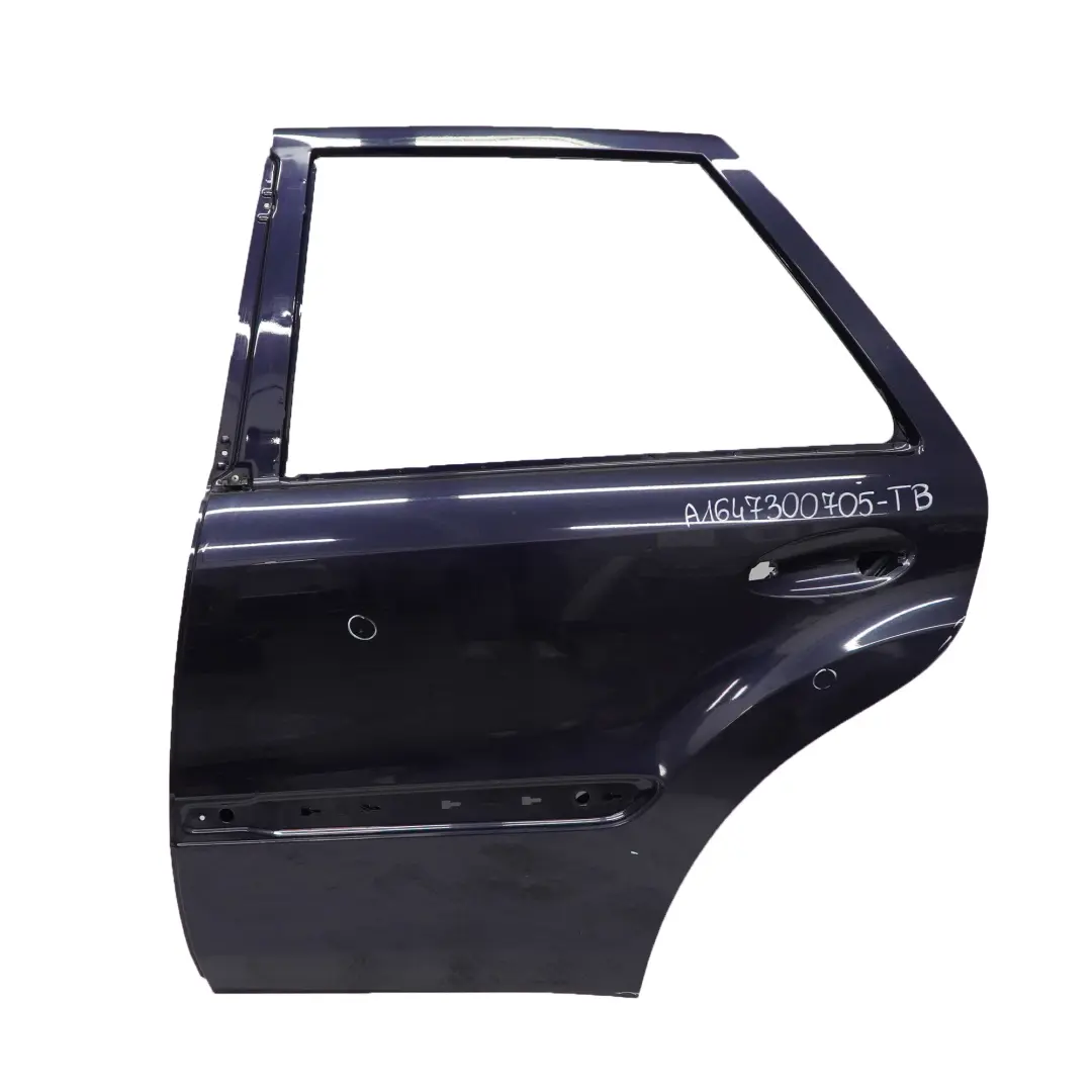 Puerta Trasera Izquierda Tanzanite Azul - 359 para Mercedes ML W164 con número de pieza A1647300105 Mercedes ML W164 Puerta Trasera Izquierda Tanzanite Azul - 359 - SKU A1647300705-TB - Número de pieza A1647300105
