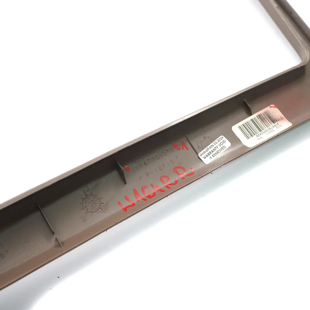 ventana de la puerta trasera derecha Marrón para Mercedes ML W164 Marco con número de pieza A1647301070 Mercedes ML W164 Marco ventana de la puerta trasera derecha Marrón - SKU A1647301070-1 - Número de pieza A1647301070