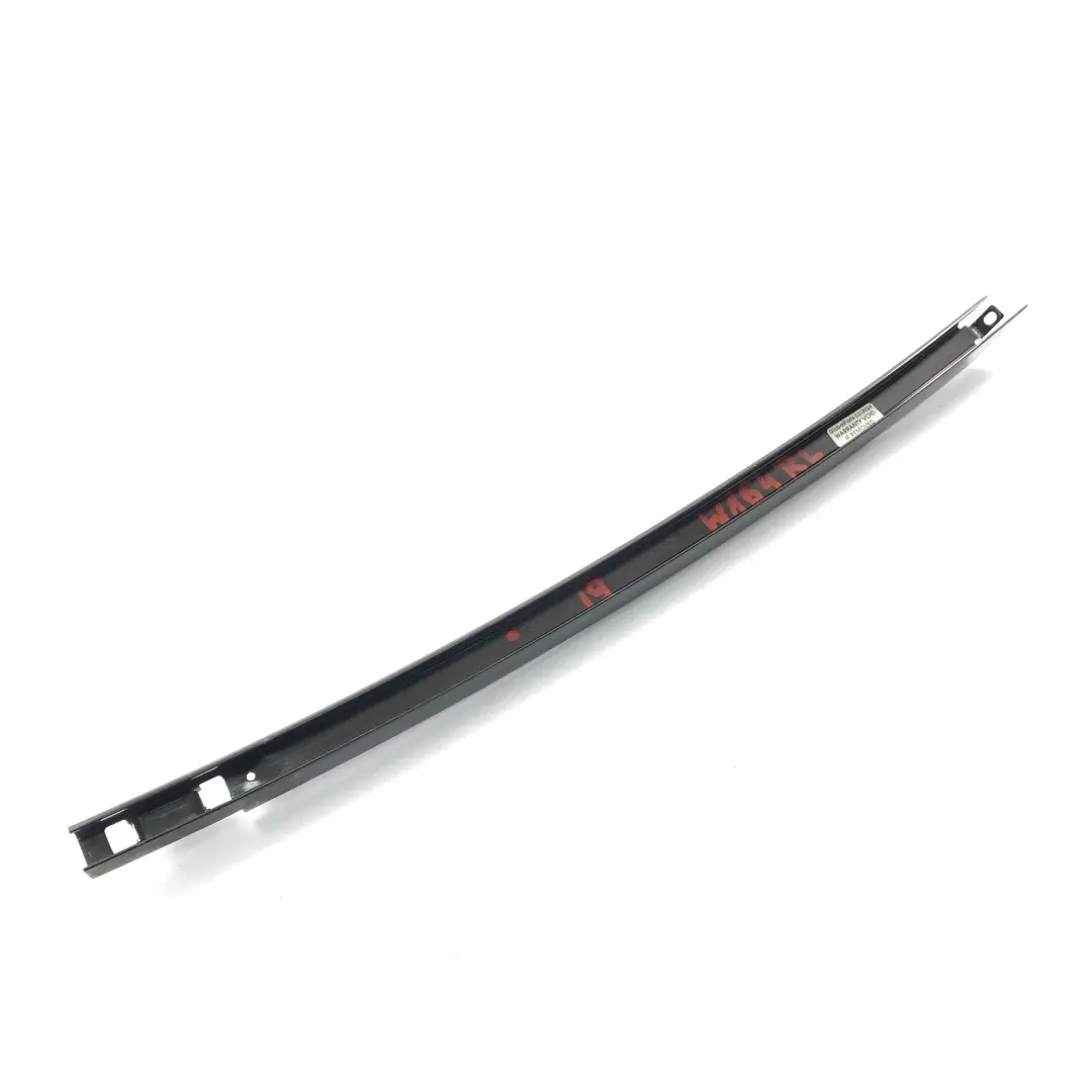 Moldura de Carroceria Panel Barra Shadow Line para Mercedes W164 con número de pieza A1647301319 Mercedes W164 Moldura de Carroceria Panel Barra Shadow Line - SKU A1647301319 - Número de pieza A1647301319