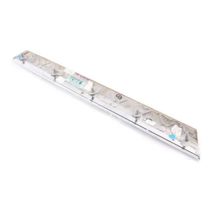 Baguette Porte Arrière Gauche Intérieur Décor Bois pour Mercedes ML W164 à propos du numéro de pièce A1647301522 Mercedes ML W164 Baguette Porte Arrière Gauche Intérieur Décor Bois - SKU A1647301522 - Numéro de pièce A1647301522