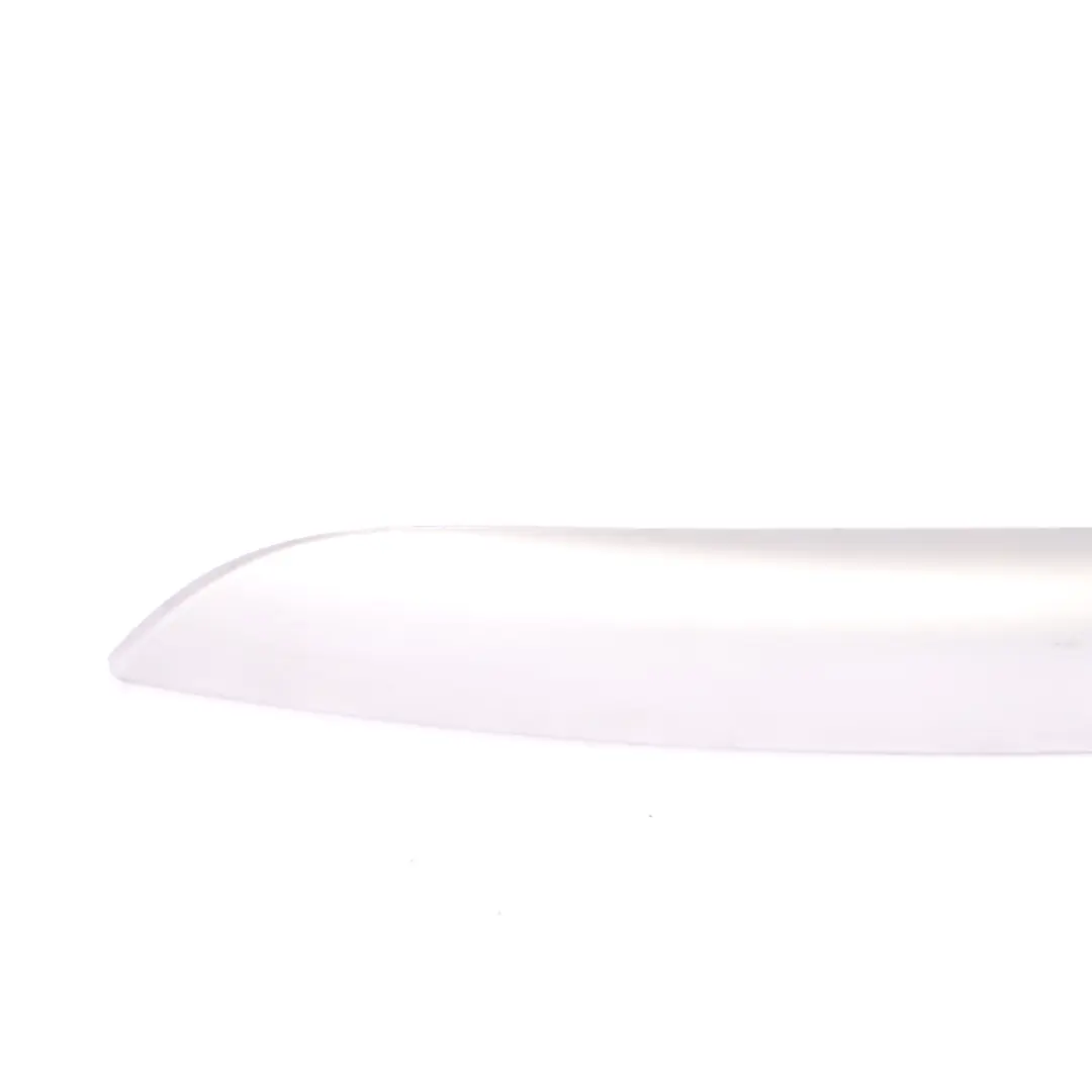 Striscia porta Decor Trim posteriore destro Argento per Mercedes X164 con numero di parte A1647302422 Mercedes X164 Striscia porta Decor Trim posteriore destro Argento - SKU A1647302422 - Numero di parte A1647302422