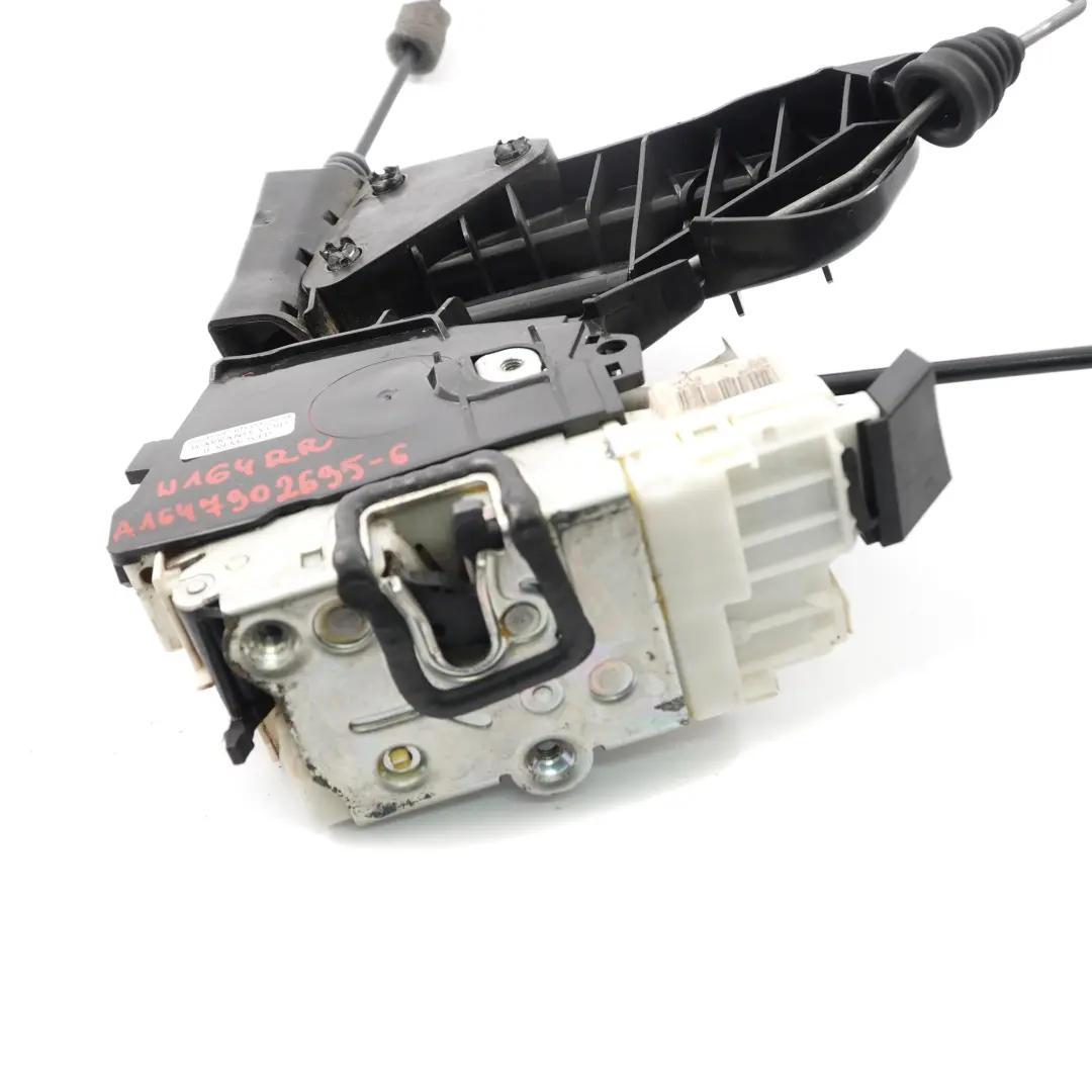 Blocco porta Mercedes ML W164 Attuatore Meccanismo Posteriore Destro A1697302235 per con numero di parte A1647302635 Blocco porta Mercedes ML W164 Attuatore Meccanismo Posteriore Destro A1697302235 - SKU A1647302635-6 - Numero di parte A1647302635