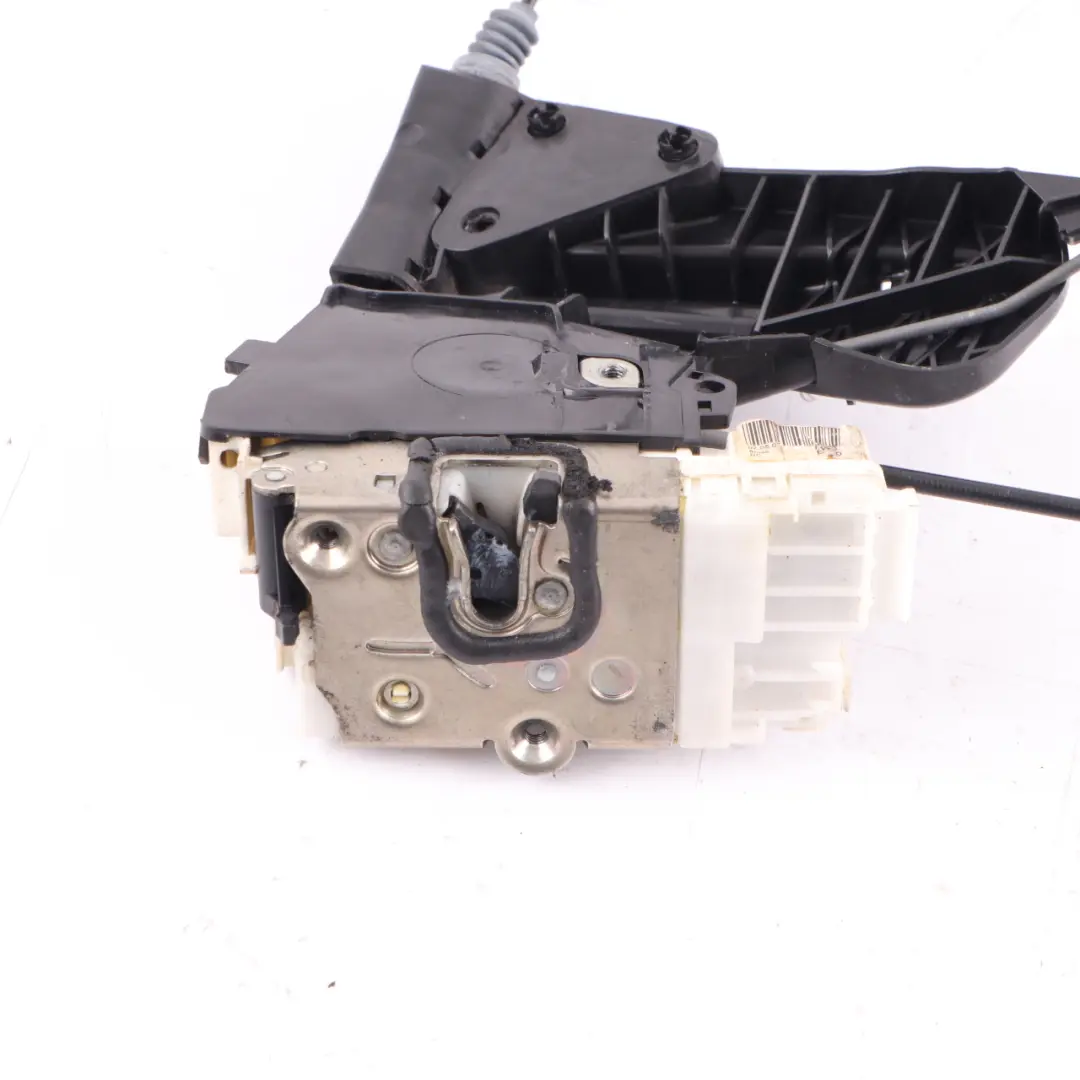 Mercedes W164 Actuador del mecanismo Cierre Puerta trasera derecha A1697302235 - SKU A1647302635 - Número de pieza A1647302635
