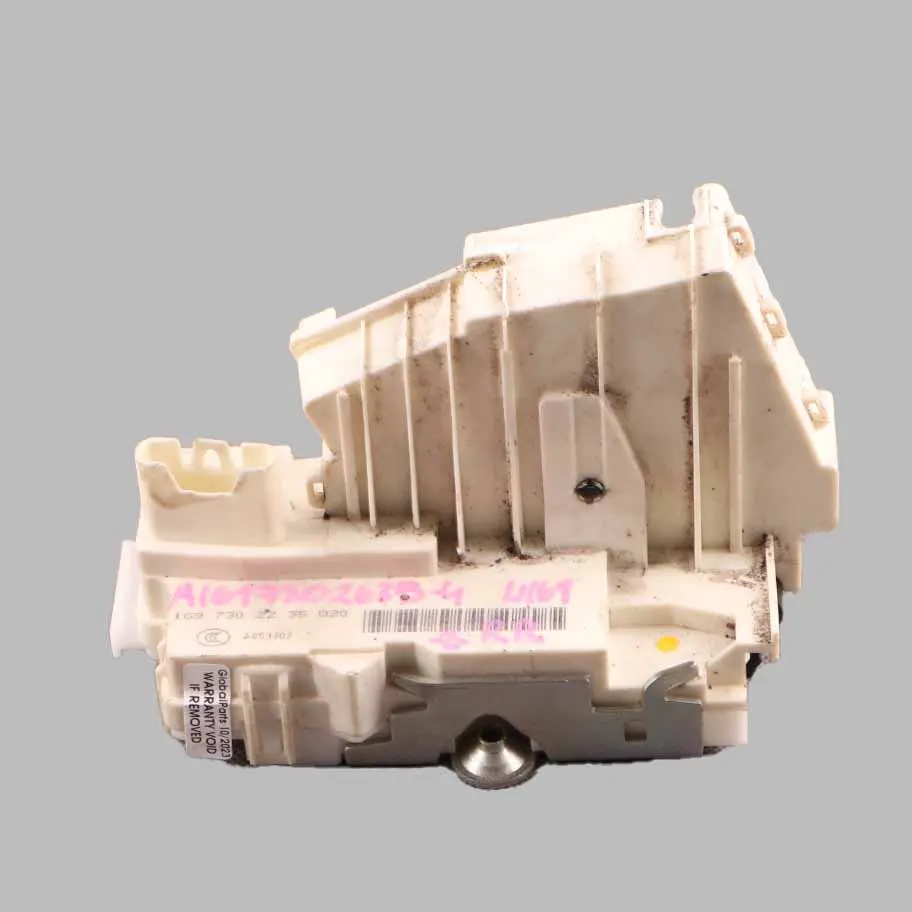 Zamek Drzwi Prawy Tył A1697302235 do Mercedes W164 o numerze A1647302635 Mercedes W164 Zamek Drzwi Prawy Tył A1697302235 - SKU A1647302635 - Numer Części A1647302635