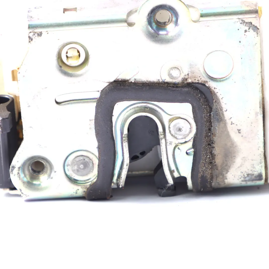 Meccanismo chiusura porta posteriore sinistro per Mercedes ML W164 con numero di parte A1647302935 Mercedes ML W164 Meccanismo chiusura porta posteriore sinistro - SKU A1647302935 - Numero di parte A1647302935