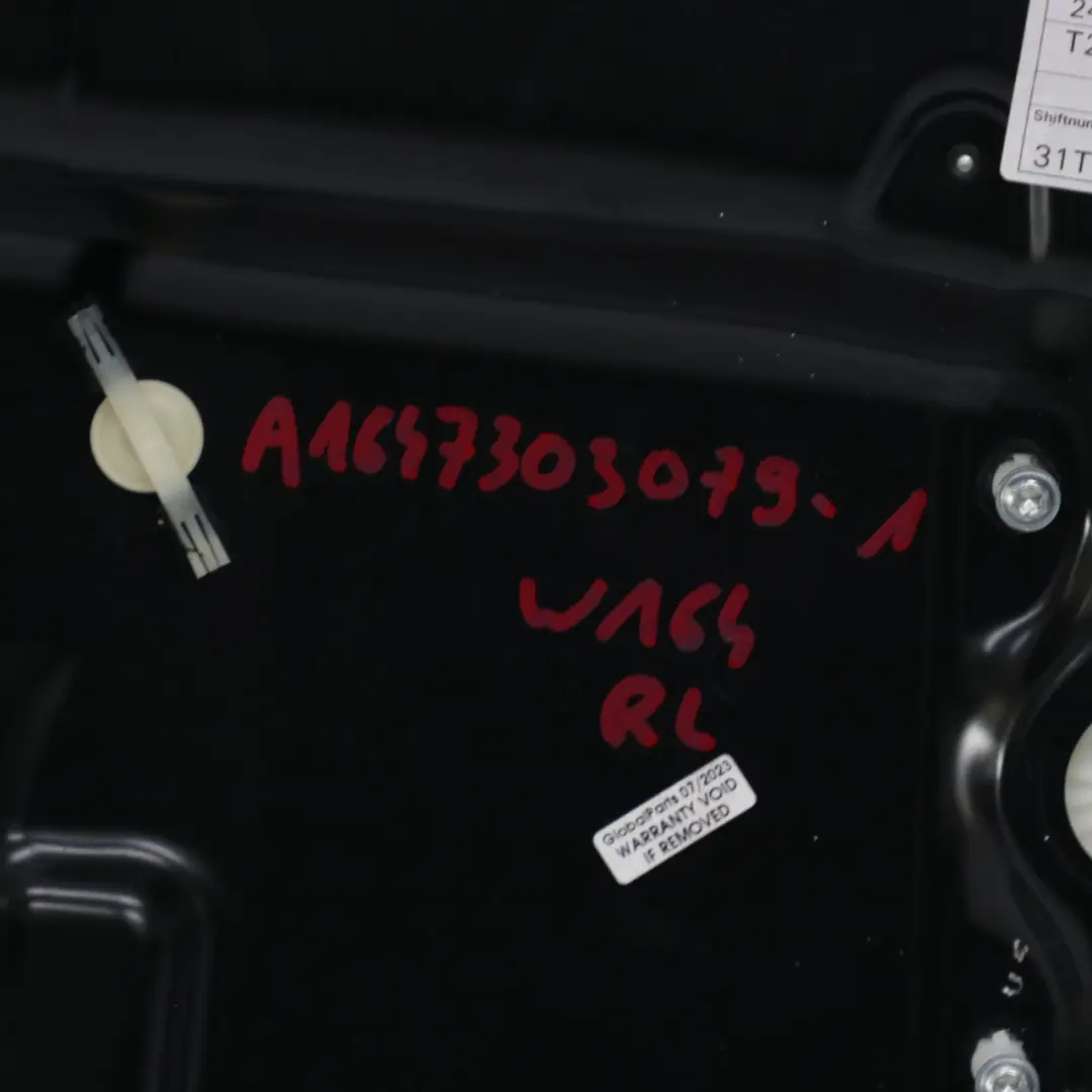 Alzacristalli Porta Posteriore Sinistra Regolatore Finestrino per Mercedes ML W164 con numero di parte A1647303079 Mercedes ML W164 Alzacristalli Porta Posteriore Sinistra Regolatore Finestrino - SKU A1647303079-1 - Numero di parte A1647303079