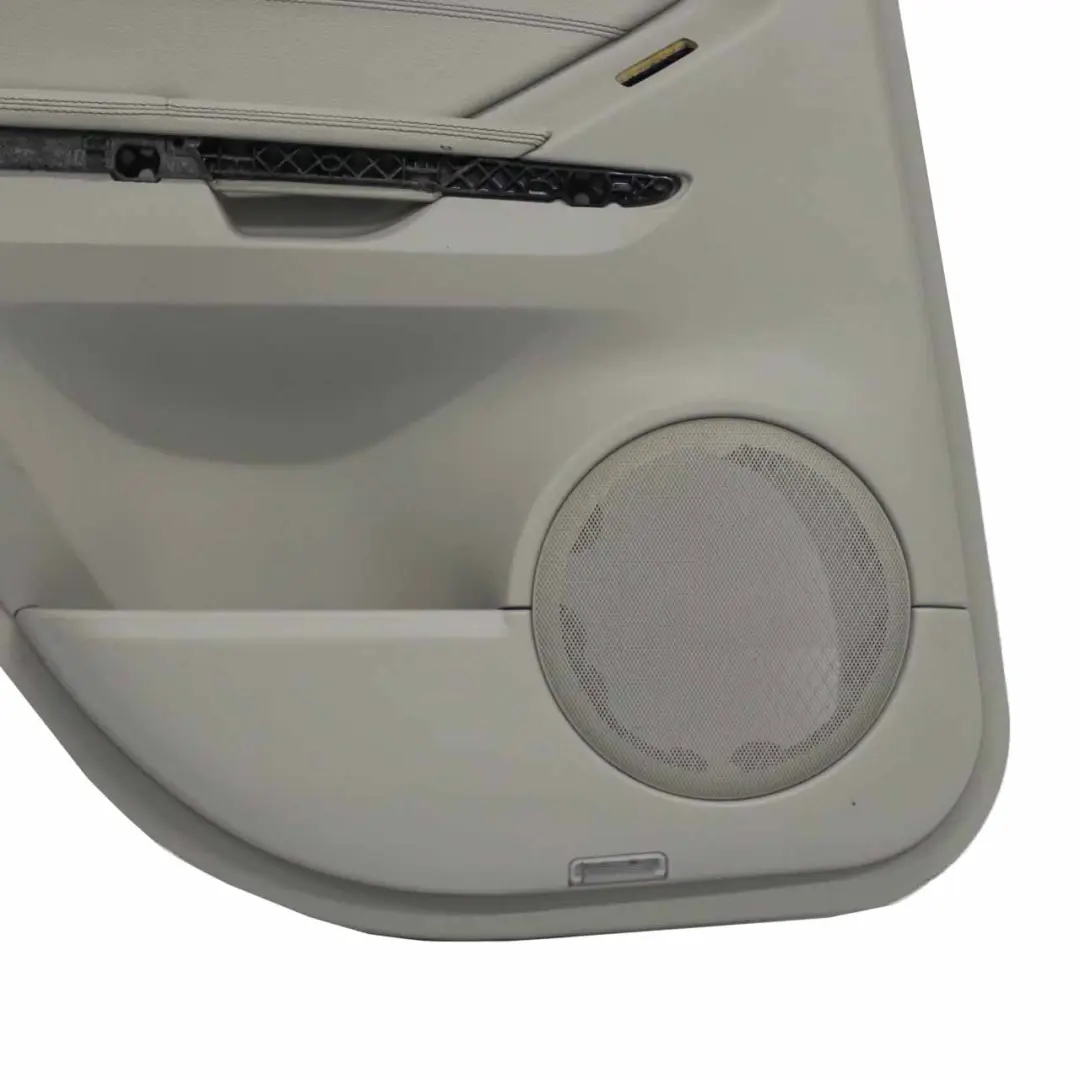 Tür Karte Hinten Links Trim Abdeckung Verkleidung A1647301370 für Mercedes ML W164 mit Teilenummer A1647309570 Mercedes ML W164 Tür Karte Hinten Links Trim Abdeckung Verkleidung A1647301370 - SKU A1647309570 - Teilenummer A1647309570