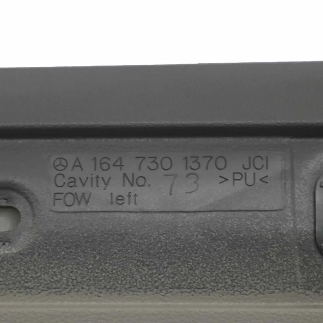 Mercedes ML W164 Tür Karte Hinten Links Trim Abdeckung Verkleidung A1647301370 - SKU A1647309570 - Teilenummer A1647309570