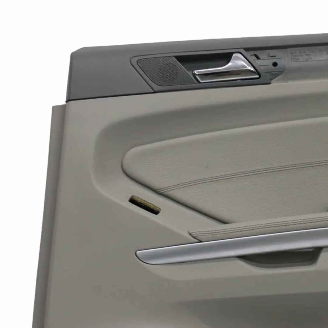Mercedes ML W164 Tür Karte Hinten Rechts Trim Abdeckung Verkleidung A1647301470 - SKU A1647309670 - Teilenummer A1647309670