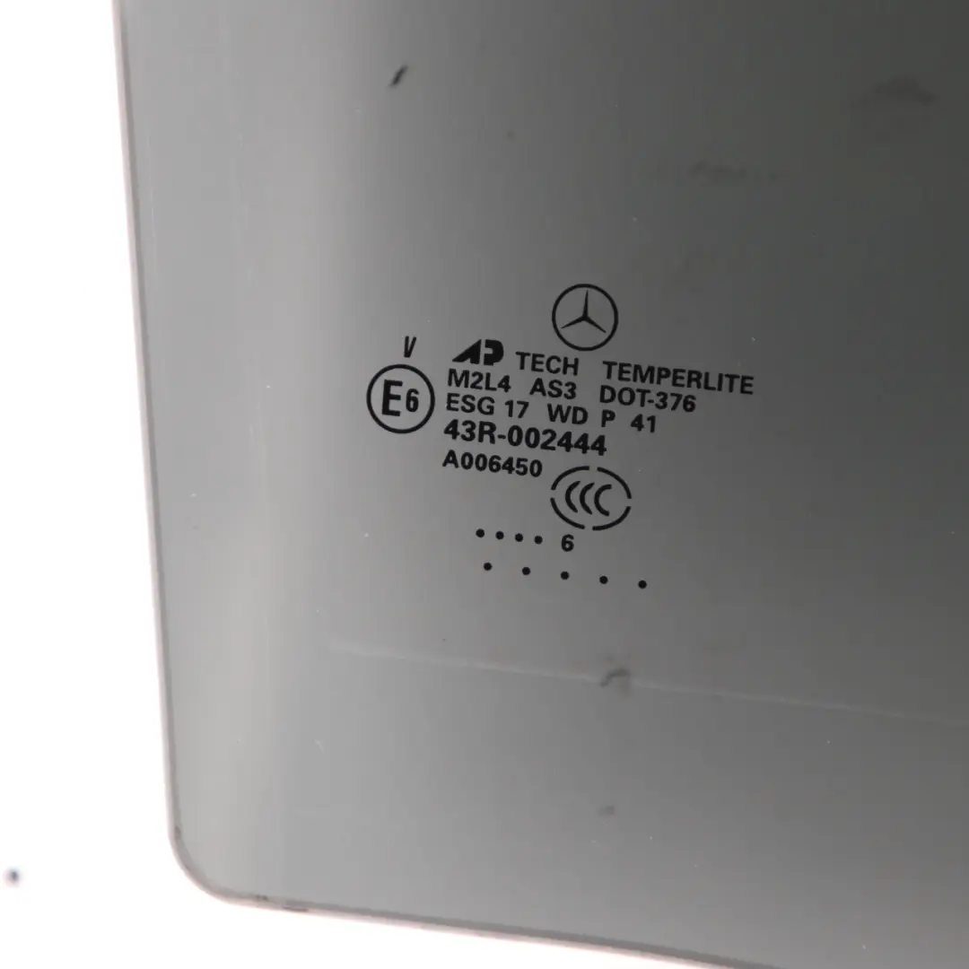Vetro della finestra posteriore destra lato porta AS3 per Mercedes W164 con numero di parte A1647350810 Mercedes W164 Vetro della finestra posteriore destra lato porta AS3 - SKU A1647350810 - Numero di parte A1647350810