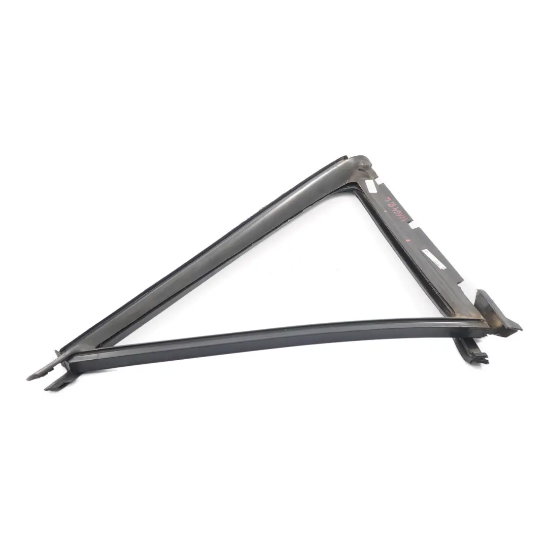 Mercedes W164 Fensterscheibe Rahmen hinten links Tür Dreieck Leiste - SKU A1647350924 - Teilenummer A1647350924