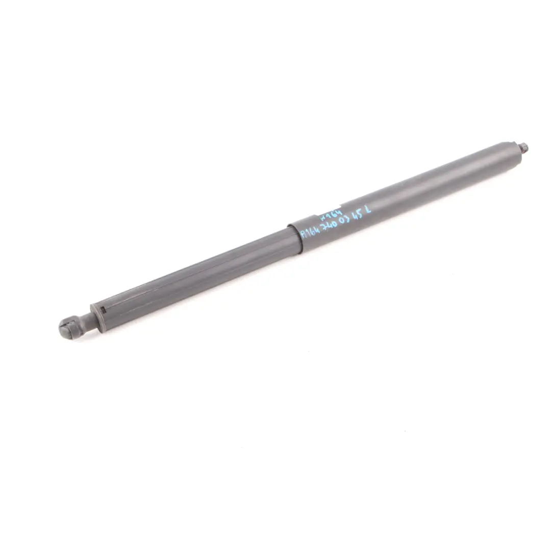 Vérin Gaz Pour Hayon Coffre Gauche pour Mercedes W164 à propos du numéro de pièce A1647400345 Mercedes W164 Vérin Gaz Pour Hayon Coffre Gauche - SKU A1647400345 - Numéro de pièce A1647400345