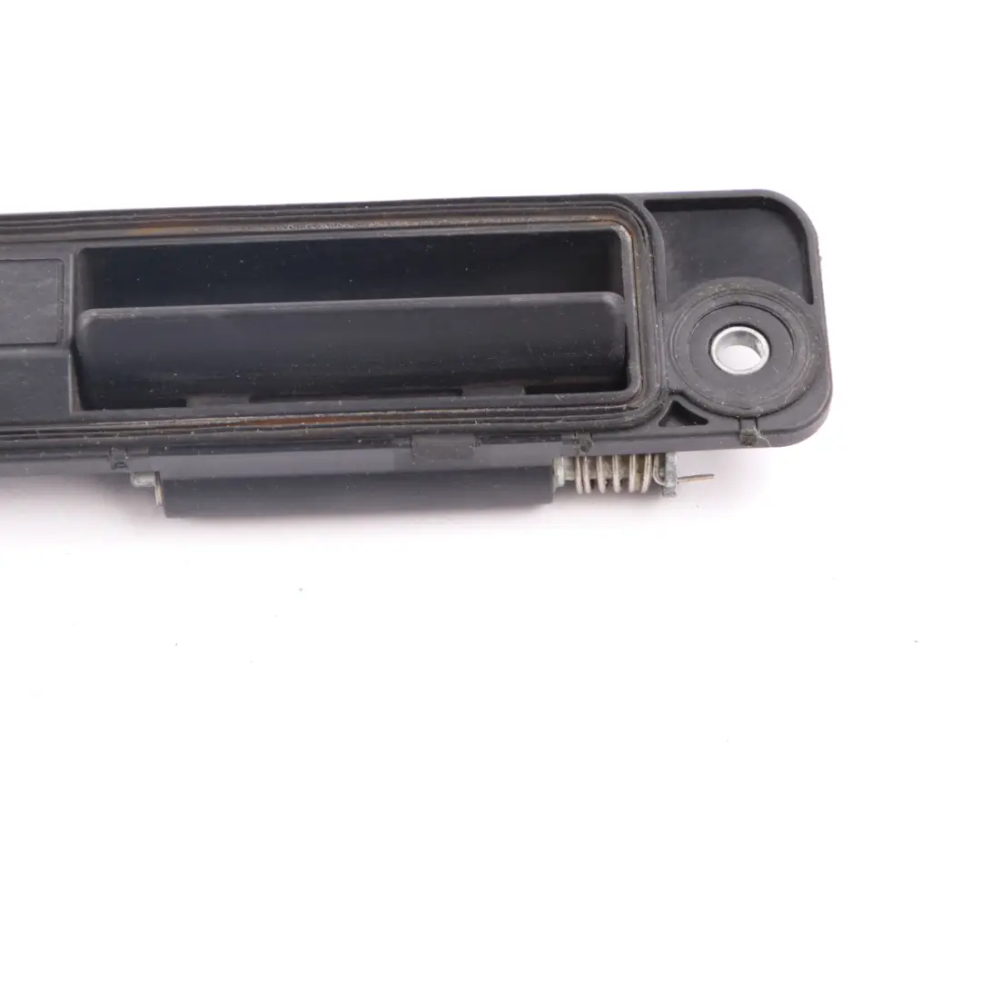 Interruttore rilascio posteriore bagagliaio maniglia per Mercedes W164 con numero di parte A1647400493 Mercedes W164 Interruttore rilascio posteriore bagagliaio maniglia - SKU A1647400493 - Numero di parte A1647400493