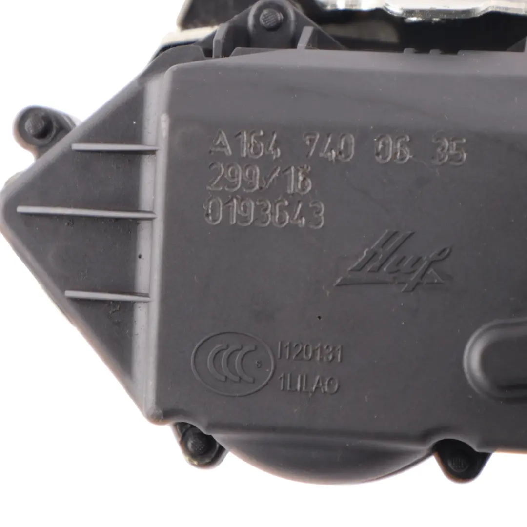 Zamek Klapy Bagażnika do Mercedes W164 W211 o numerze A1647400635 Mercedes W164 W211 Zamek Klapy Bagażnika - SKU A1647400635 - Numer Części A1647400635