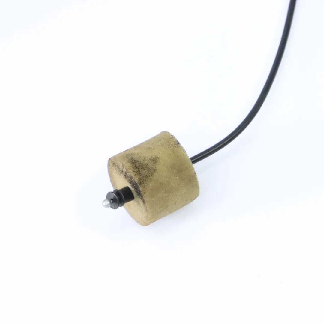 Zamek Tylnej Klapy Pokrywy Bagażnika do Mercedes GL X164 W251 o numerze A1647400735 Mercedes GL X164 W251 Zamek Tylnej Klapy Pokrywy Bagażnika - SKU A1647400735 - Numer Części A1647400735