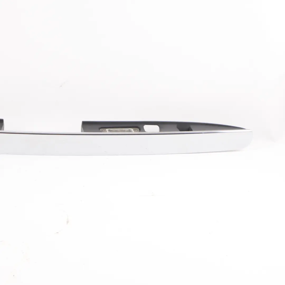 Mercedes ML W164 Tapa maletero Tapa placa matrícula Cromo - SKU A1647400893-1 - Número de pieza A1647400893