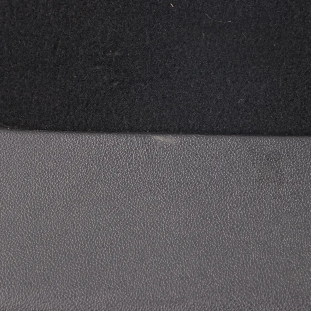 Maletero Portón Interior Panel Revestimiento Negro para Mercedes W164 con número de pieza A1647401470 Mercedes W164 Maletero Portón Interior Panel Revestimiento Negro - SKU A1647401470-1 - Número de pieza A1647401470
