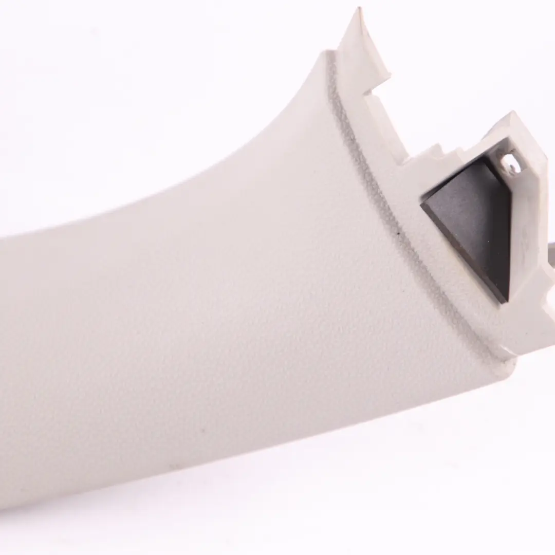 Copertura portellone posteriore sinistro Grigio per Mercedes W164 con numero di parte A1647402370 Mercedes W164 Copertura portellone posteriore sinistro Grigio - SKU A1647402370-1 - Numero di parte A1647402370