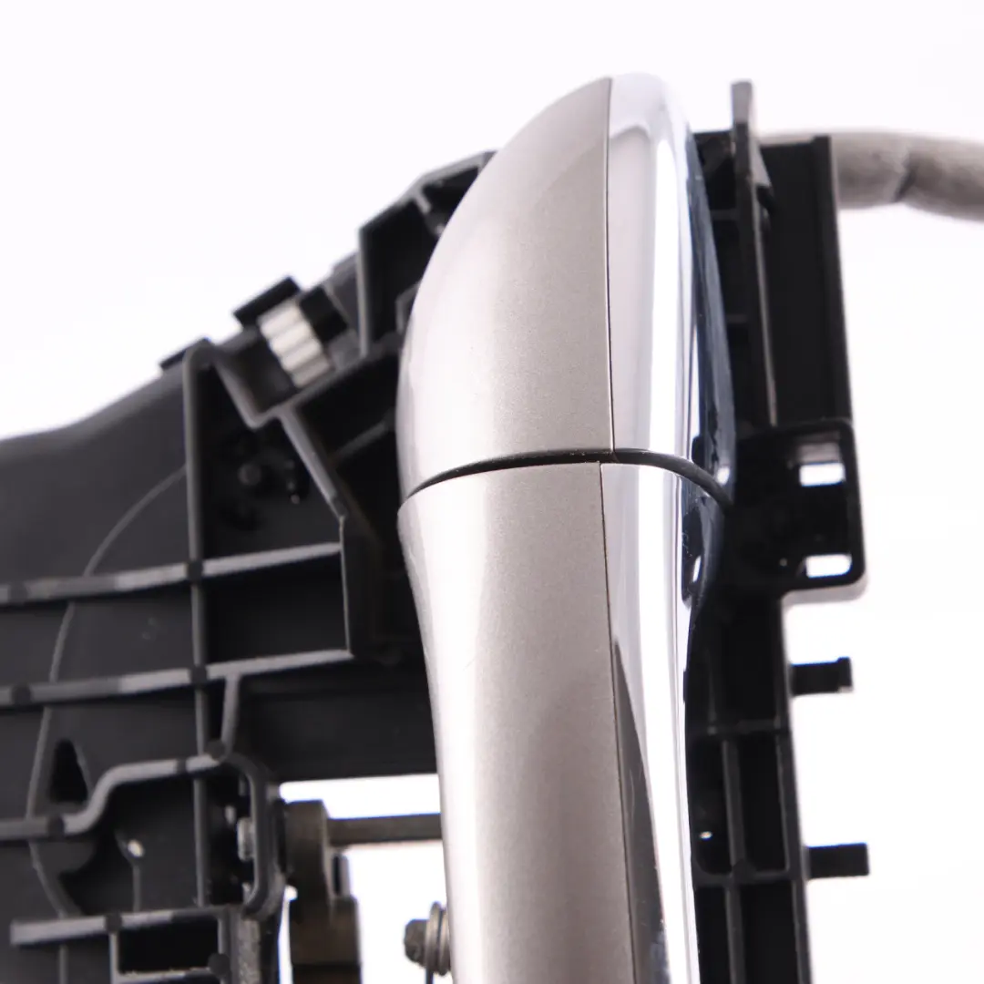 Door Handle Rear Right O/S Grab Cubanite Silver to Mercedes ML W164 with Part number A1647600434 Mercedes ML W164 Door Handle Rear Right O/S Grab Cubanite Silver - SKU A1647600434-CS - Part number A1647600434