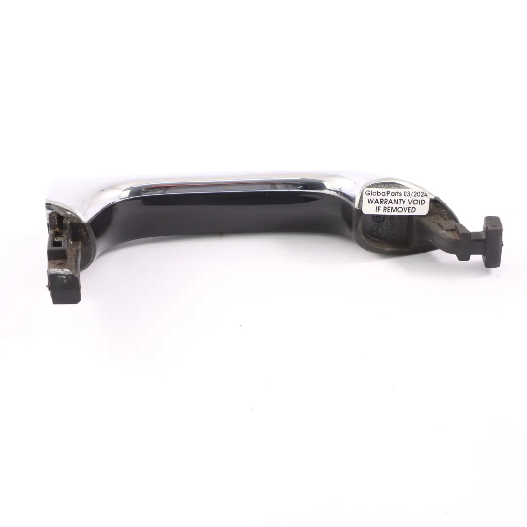 Maniglia porta Mercedes W164 W251 posteriore sinistra Obsidian Black Metalic 197 per con numero di parte A1647600570 Maniglia porta Mercedes W164 W251 posteriore sinistra Obsidian Black Metalic 197 - SKU A1647600570-OB - Numero di parte A1647600570