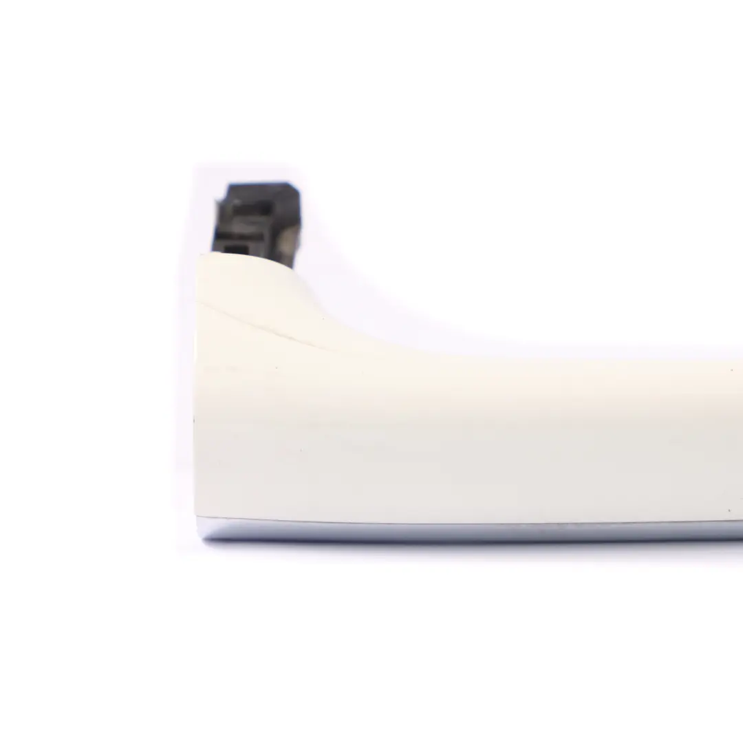 Door Handle Mercedes ML W164 W251 Front Rear Right O/S Calcite White - 650 to with Part number A1647600670 Door Handle Mercedes ML W164 W251 Front Rear Right O/S Calcite White - 650 - SKU A1647600670-CW - Part number A1647600670