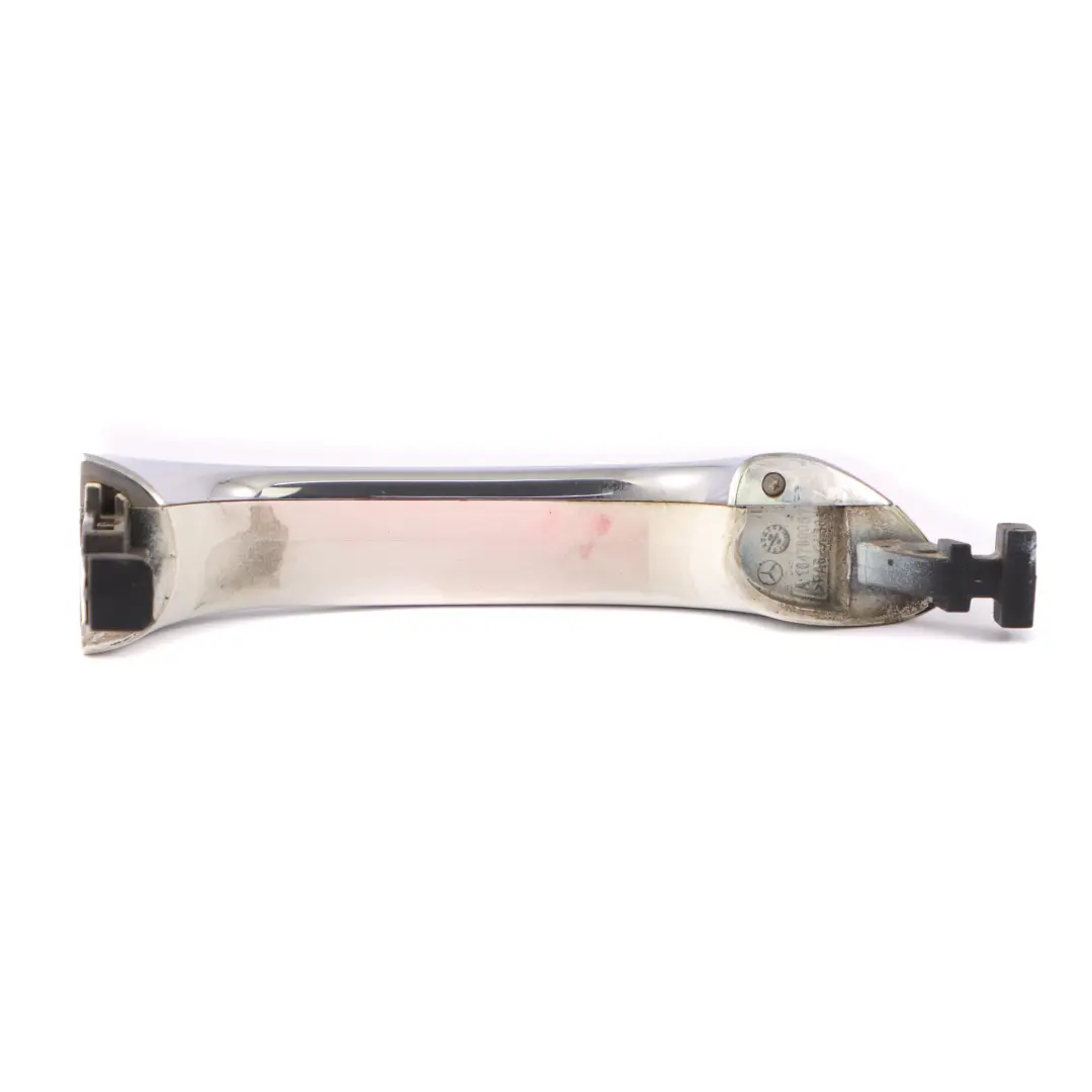 Door Handle Mercedes ML W164 W251 Front Rear Right O/S Calcite White - 650 to with Part number A1647600670 Door Handle Mercedes ML W164 W251 Front Rear Right O/S Calcite White - 650 - SKU A1647600670-CW - Part number A1647600670