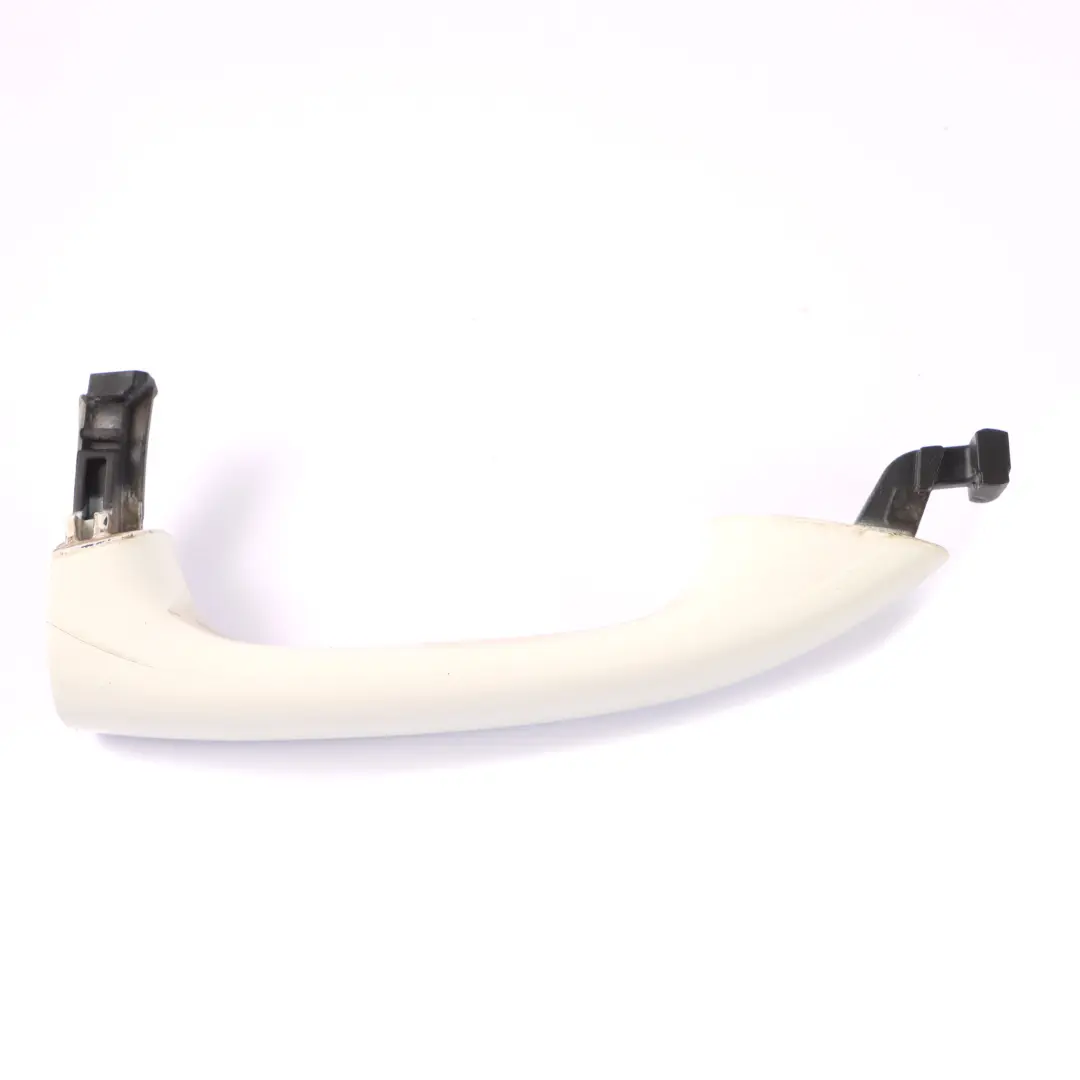 Door Handle Mercedes ML W164 W251 Front Rear Right O/S Calcite White - 650 to with Part number A1647600670 Door Handle Mercedes ML W164 W251 Front Rear Right O/S Calcite White - 650 - SKU A1647600670-CW - Part number A1647600670