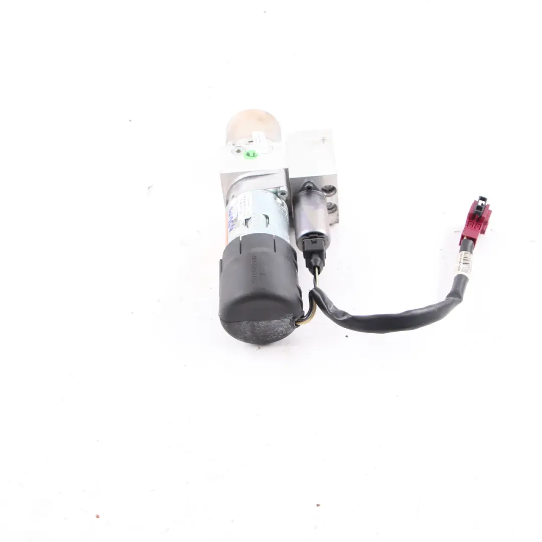 Pompa Portellone posteriore coperchio bagagliaio per Mercedes ML W164 con numero di parte A1648000648 Mercedes ML W164 Pompa Portellone posteriore coperchio bagagliaio - SKU A1648000648 - Numero di parte A1648000648