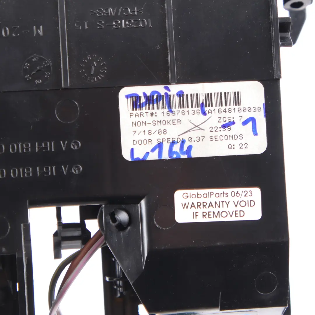 Mittel Konsole Lagerung Aschenbecher Tablett Armaturen für Mercedes W164 mit Teilenummer A1648100030 Mercedes W164 Mittel Konsole Lagerung Aschenbecher Tablett Armaturen - SKU A1648100030-1 - Teilenummer A1648100030