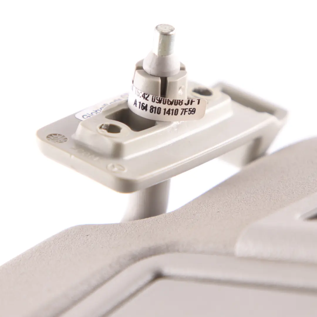 pare-soleil rétroviseur panneau droit gris A1648101410 pour Mercedes ML W164 à propos du numéro de pièce A1648102410 Mercedes ML W164 pare-soleil rétroviseur panneau droit gris A1648101410 - SKU A1648102410-1 - Numéro de pièce A1648102410