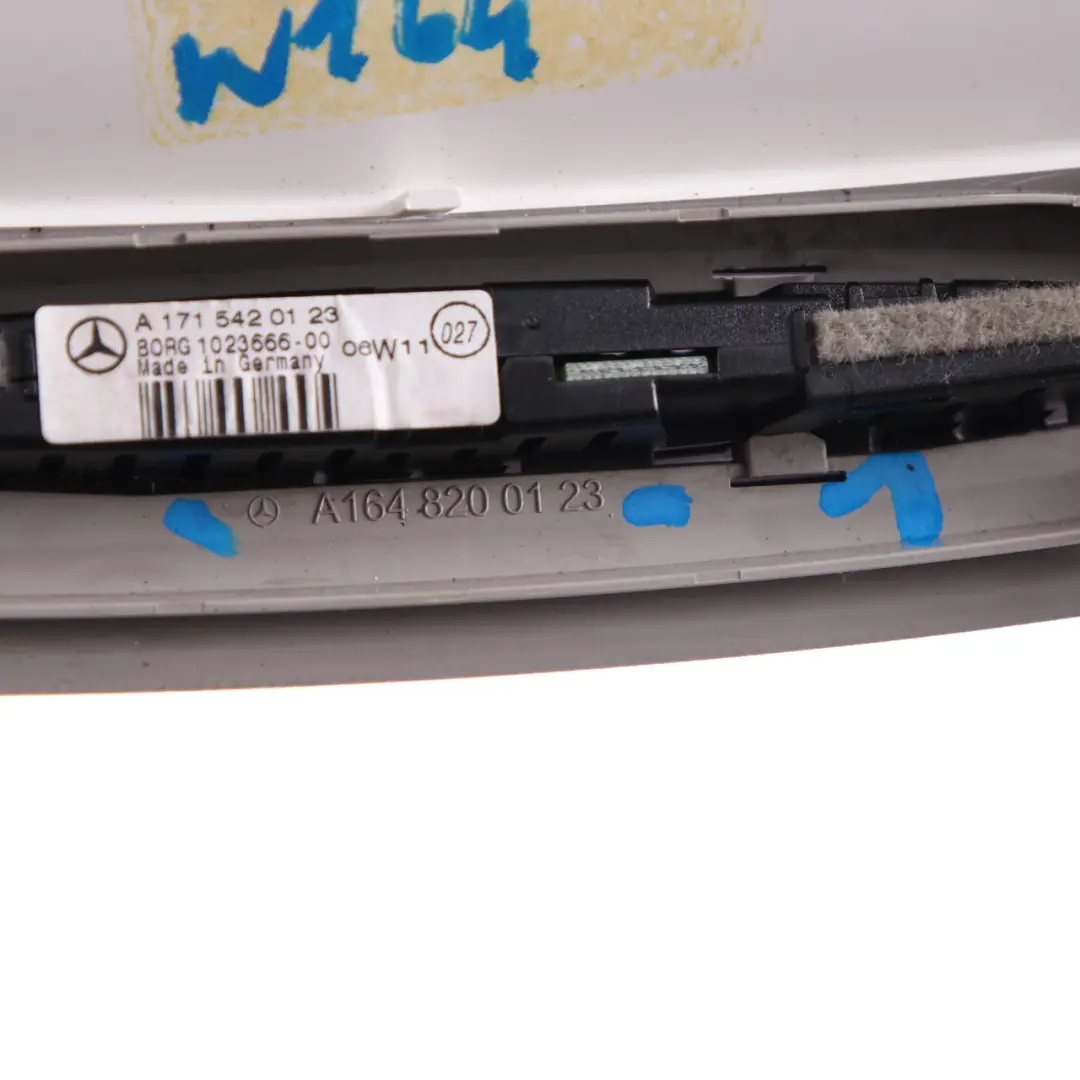 Mercedes ML W164 GL X164 Luz de lectura trasera Luz techo Parktronic - SKU A1648200123-1 - Número de pieza A1648200123