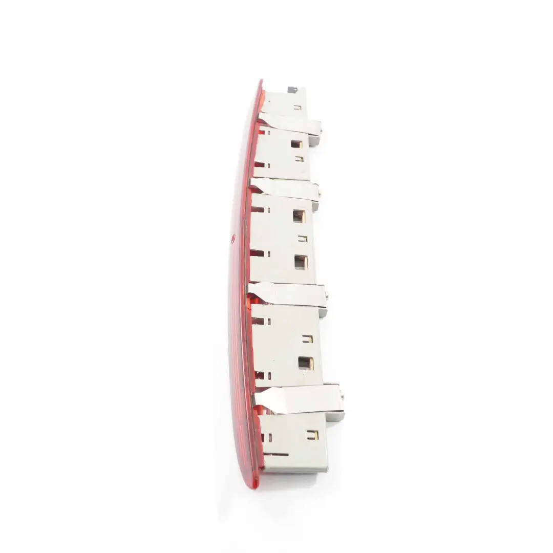 Mercedes ML W164 Feu arrière additionnel de stop - SKU A1648200256 - Numéro de pièce A1648200256